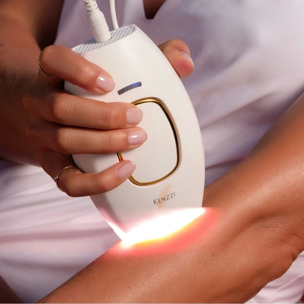 Kenzzi White Premium IPL Handset - At-Home Hair Removal